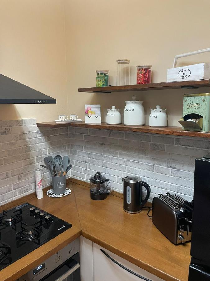 Il Nido Del Borgo Apartment Genoa Bagian luar foto