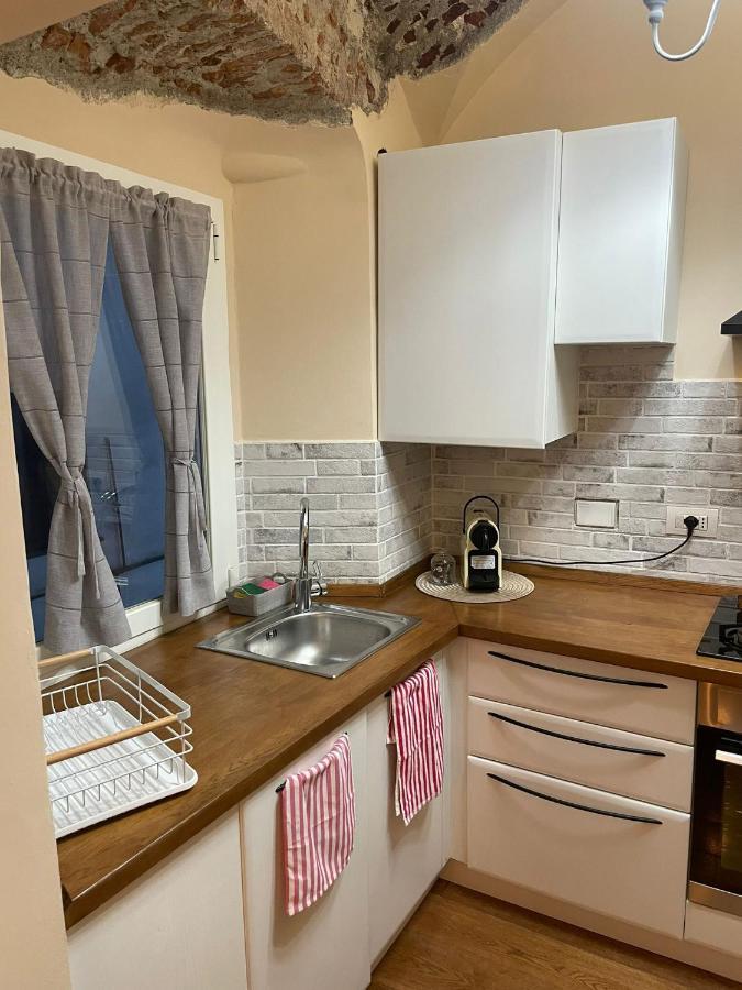 Il Nido Del Borgo Apartment Genoa Bagian luar foto